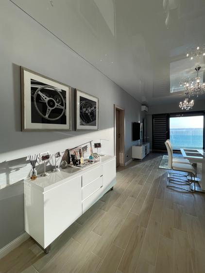 Statiunea Mamaia--Centru, apartament deosebit cu vedere frontala spre lac - 2