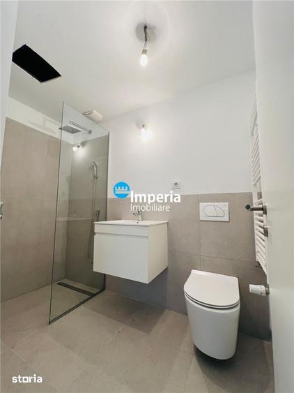 Apartament cu 3 camere decomandat în Zona industrială