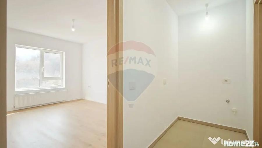 Apartament cu 2 camere semidecomandat în Sud