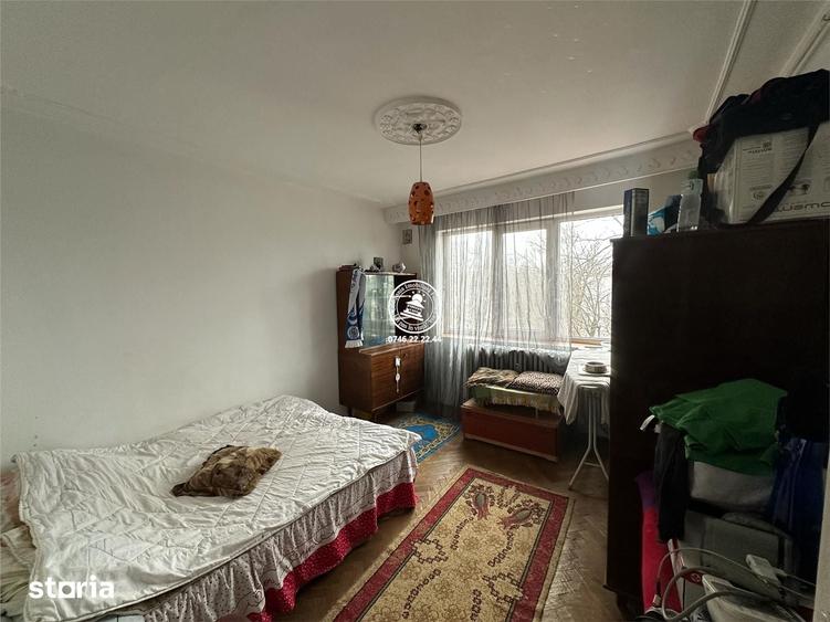 Apartament cu 3 camere decomandat în Tătărași — fotografia 2