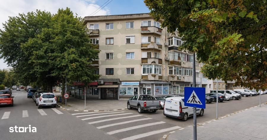 Apartament cu 2 camere decomandat în Central