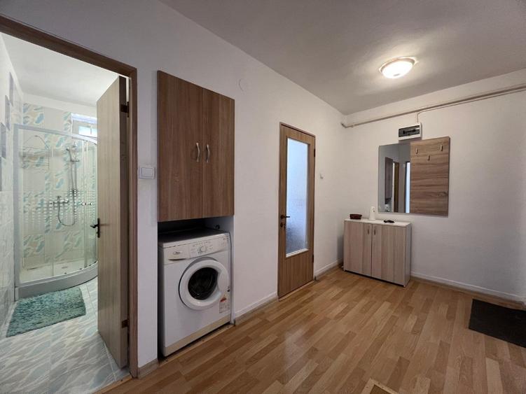 Apartament cu 2 camere semidecomandat în Ultracentral