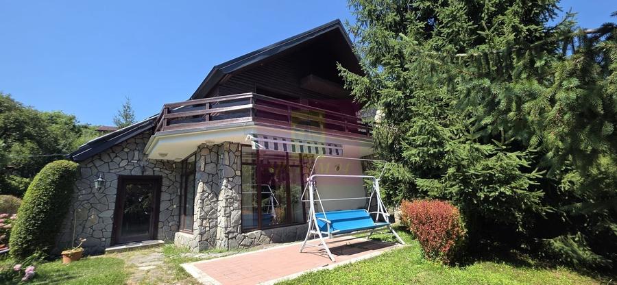 Casă individuală cu 5 camere cu Canalizare în Nord