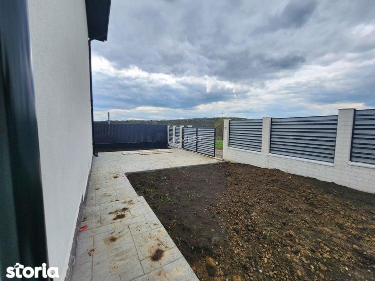 Casă cu 4 camere cu Teren 410 Mp în Miroslava