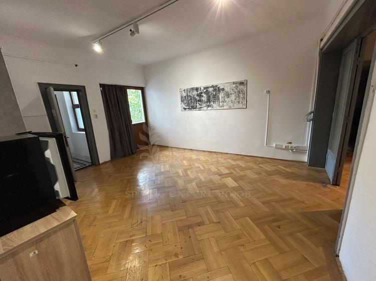 Spațiu comercial, de 105 mp, în Central