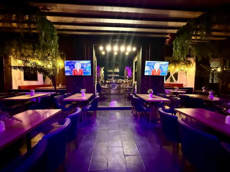 Spațiu comercial, de 250 mp, în Decebal