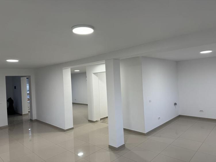 Spațiu comercial, de 85 mp, în Filiași