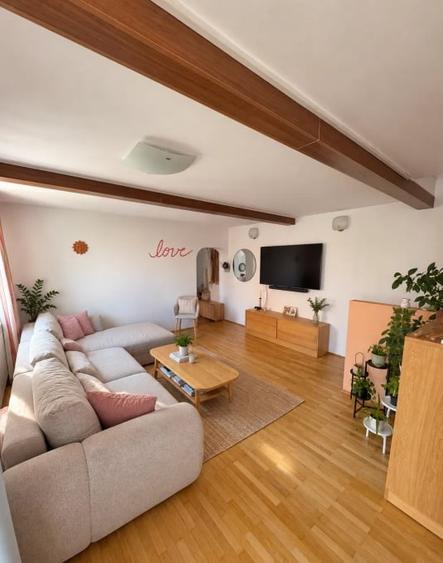 Apartament cu 3 camere decomandat, mobilat în Aviatorilor