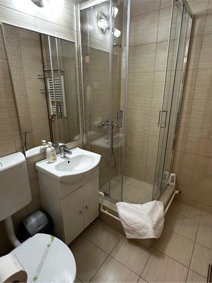 Apartament cu 2 camere nedecomandat în Central