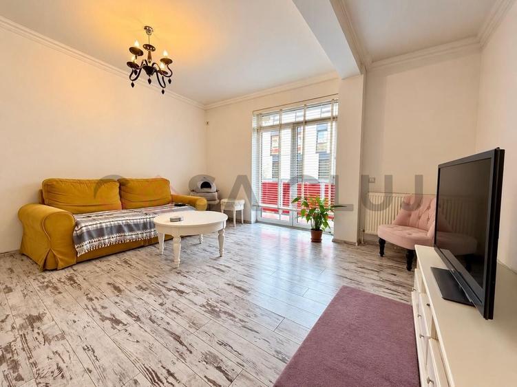 Apartament cu 2 camere semidecomandat, mobilat în Zorilor