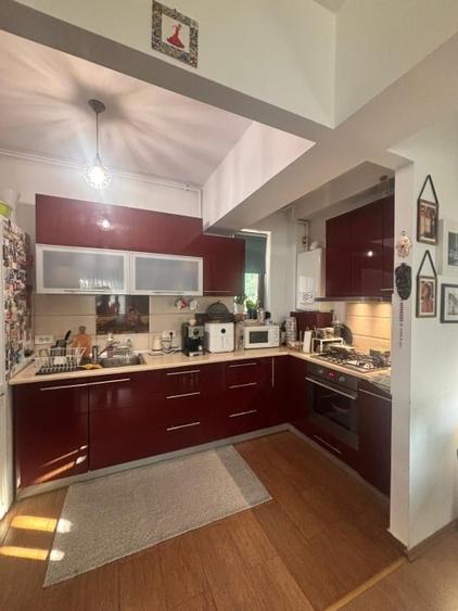Apartament cu 2 camere decomandat, mobilat în Bucureștii Noi
