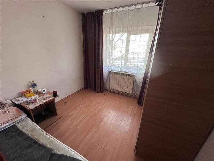 Apartament 3 camere de vanzare Dacia - 13