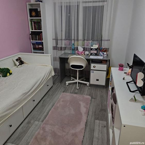 Casă cu 4 camere cu Teren 160 Mp în Titan