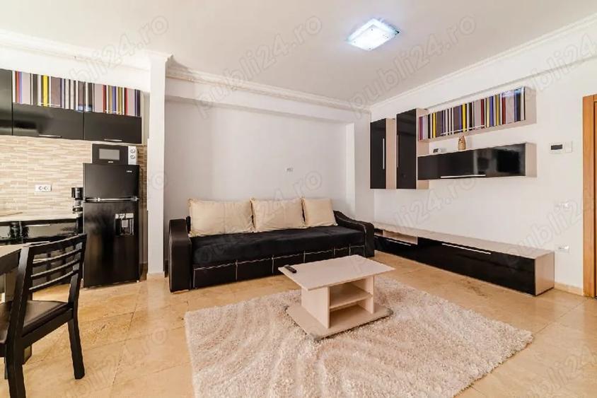 Apartament cu 2 camere decomandat în Cazino
