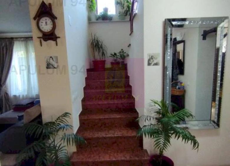 Casă cu 5 camere cu Teren 229 Mp în Mușcel
