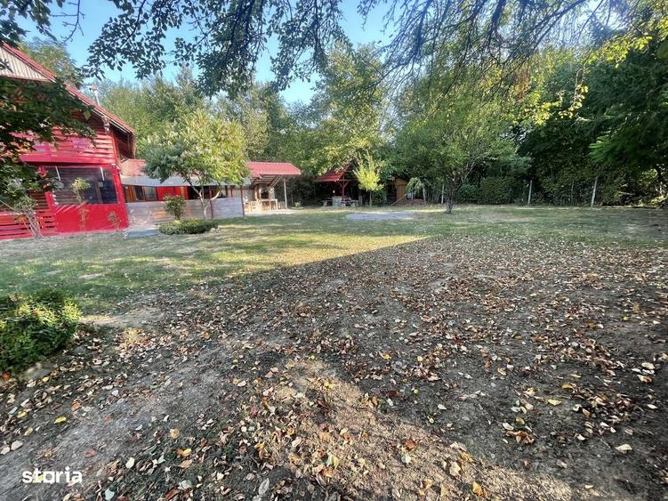 Casă cu 4 camere decomandat cu Teren 650 Mp în Central