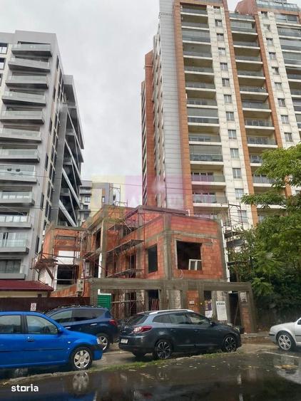 Casă cu 4 camere în Vitan