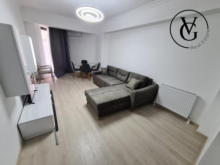 Apartament cu 2 camere decomandat, mobilat în Central