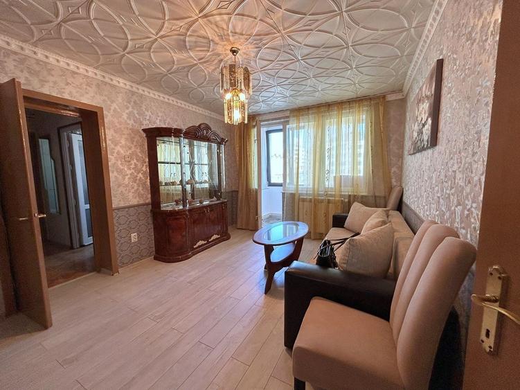 Apartament cu 3 camere decomandat, mobilat în Central