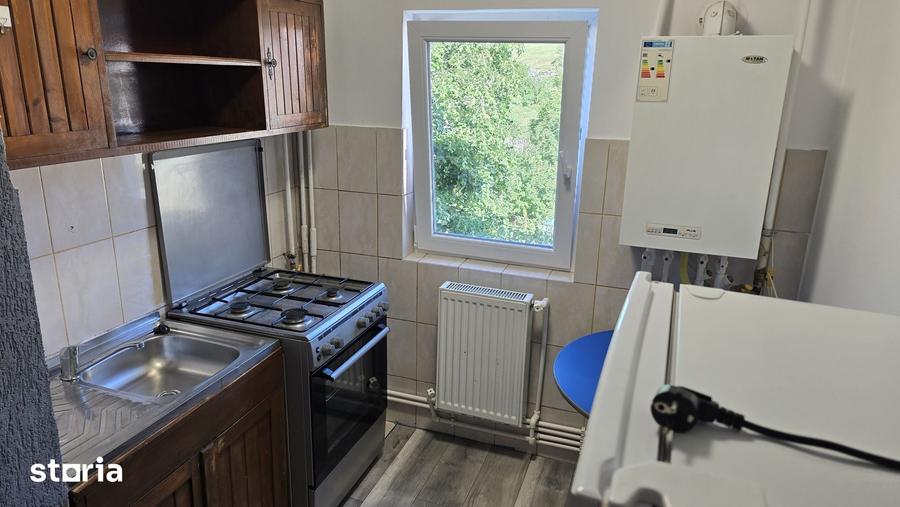 Garsonieră decomandată în Micro 15