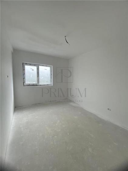 Duplex cu 5 camere cu Canalizare în Giroc