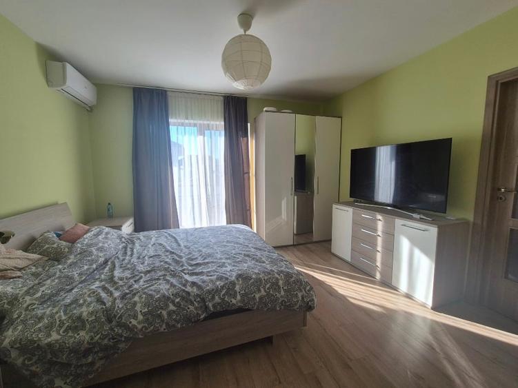 Duplex cu 5 camere cu Teren 244 Mp în Central