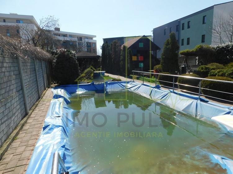 Casă individuală cu 4 camere cu Piscina în Braytim