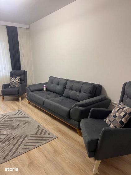Apartament cu 2 camere decomandat în Metalurgiei
