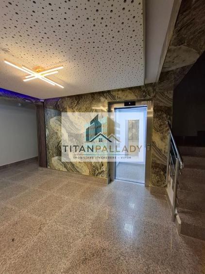 Apartament cu 4 camere decomandat în Titan
