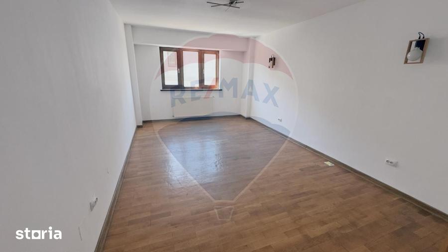Apartament cu 2 camere în Calea București