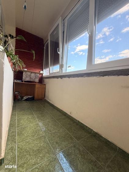 Apartament cu 2 camere decomandat în P-ța Victoriei