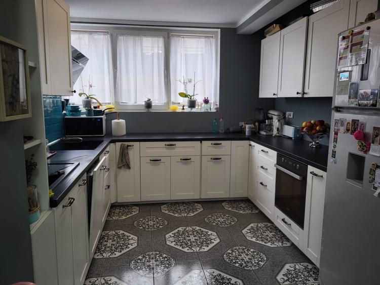 Duplex cu 5 camere cu Canalizare în Florești