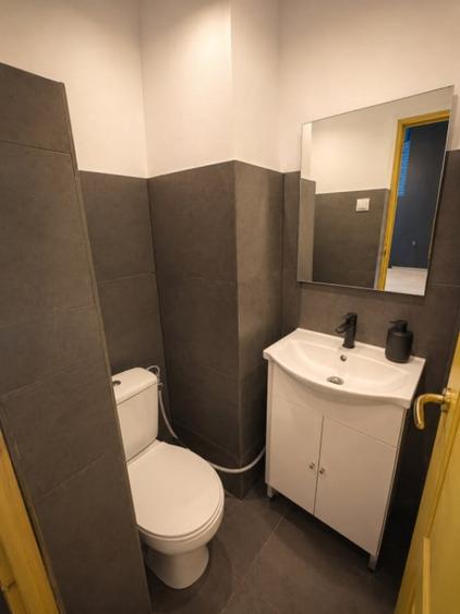 Spațiu comercial, de 45 mp, în Central