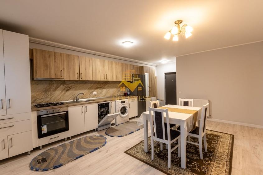 Apartament cu 3 camere semidecomandat în Tineretului