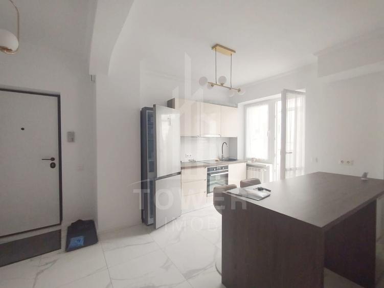 Apartament cu 3 camere decomandat în Ultracentral