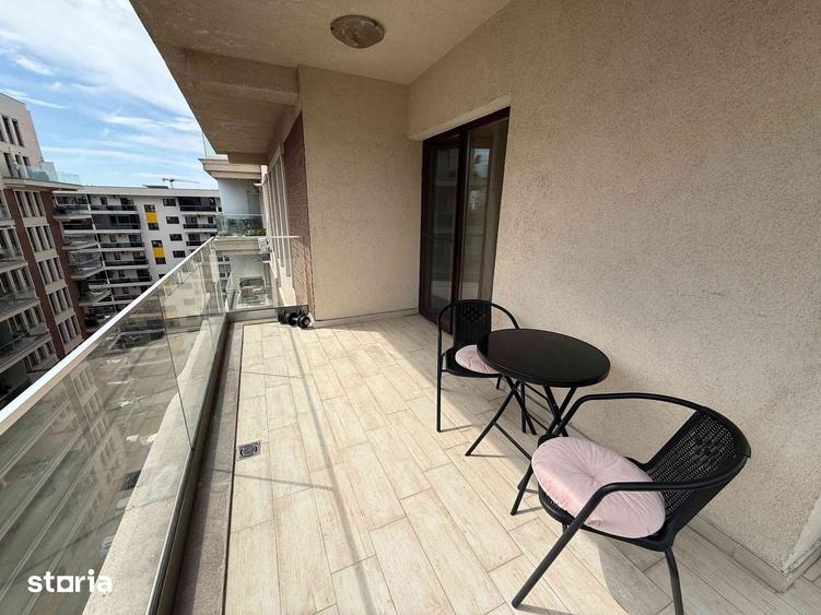 Apartament cu 4 camere în Drumul Taberei