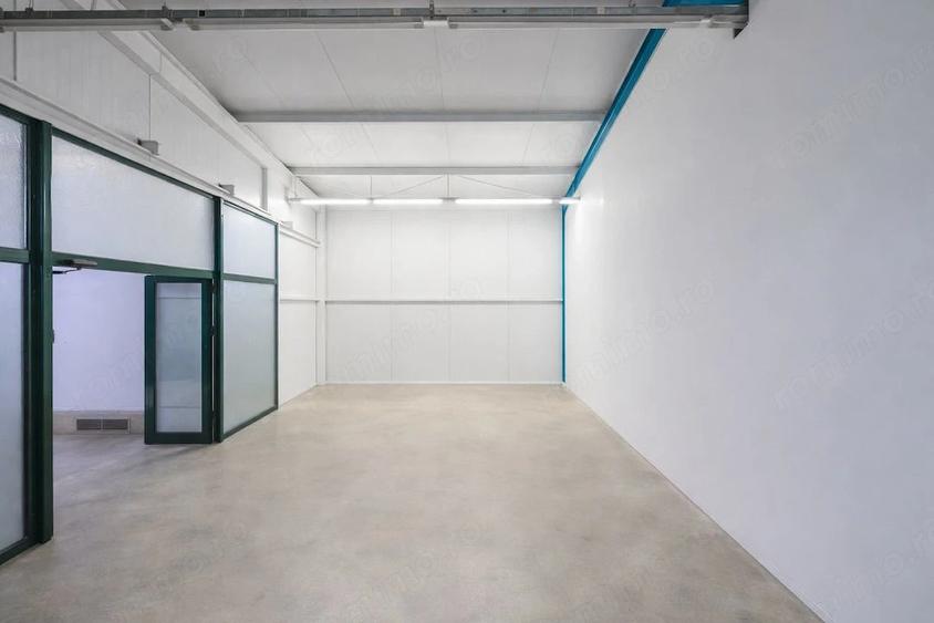 Spațiu comercial, de 595 mp, în Prundu