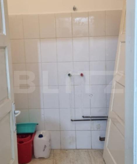 Spațiu comercial, de 42 mp, în Central