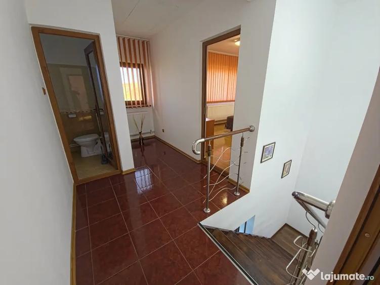 Casă cu 3 camere cu Teren 200 Mp în Cumpăna