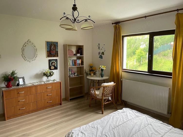 Casă cu Teren 1705 Mp în Central