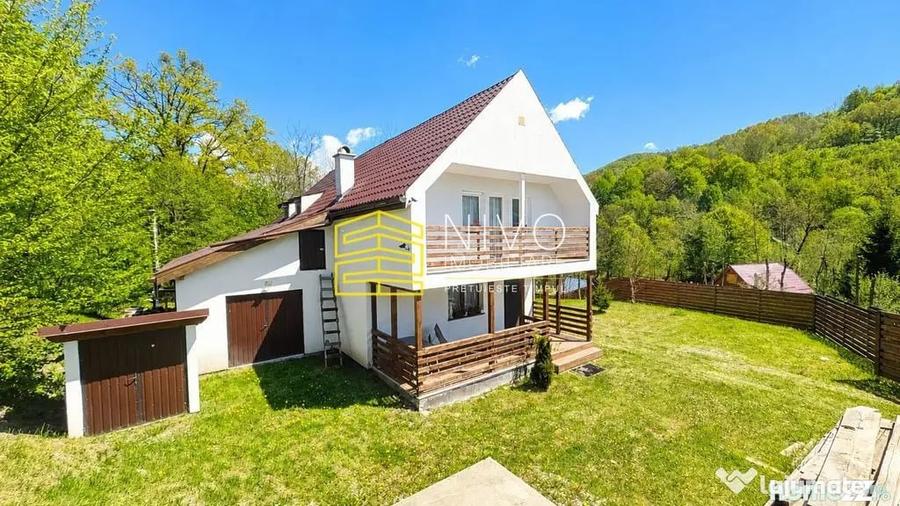 Casă cu 5 camere cu Teren 1007 Mp în Praid