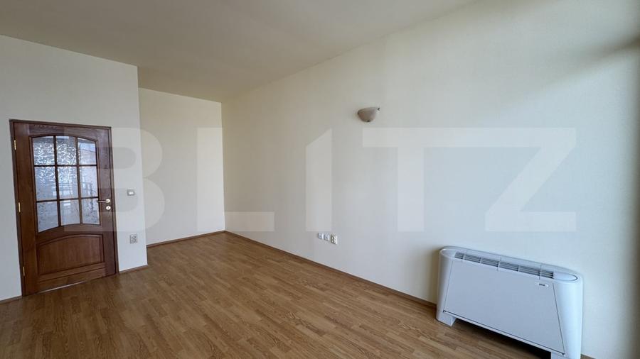 Apartament cu 4 camere decomandat în Brazda lui Novac