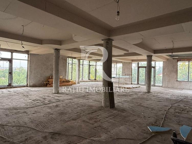Casă individuală cu 4 camere cu Canalizare în Centura