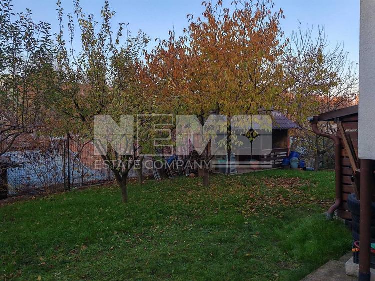 Casă individuală cu 4 camere cu Canalizare în Central