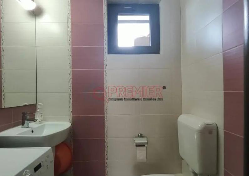 Apartament cu 3 camere decomandat în Eroii Revoluției