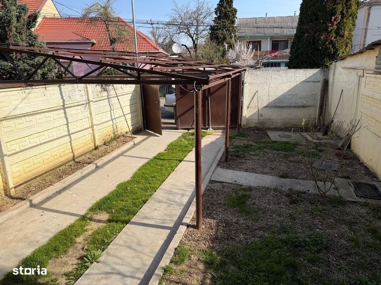 Casă cu 2 camere în Dara