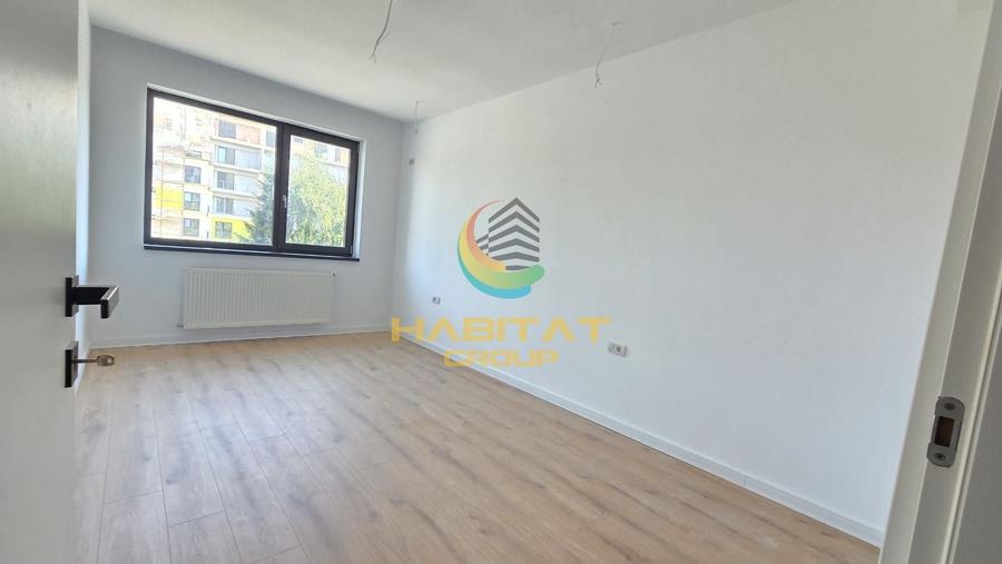 Apartament cu 3 camere semidecomandat în Brâncoveanu