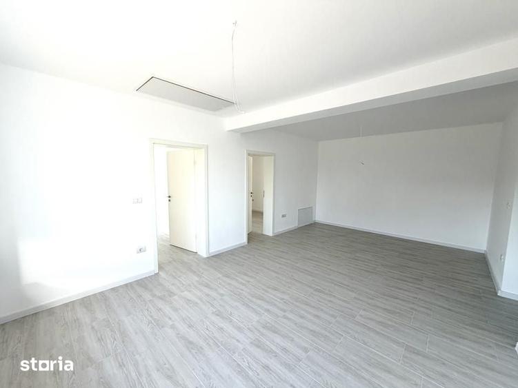 Casă cu 3 camere cu Teren 300 Mp în Moșnița Nouă