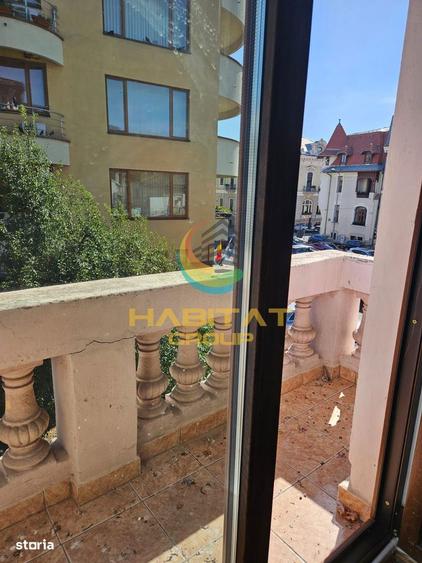 Apartament cu 6 camere, mobilat în Victoriei