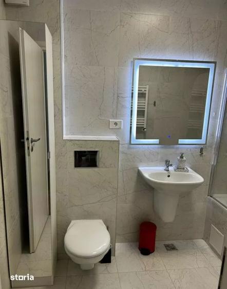 Apartament cu 3 camere, mobilat în Pieptănari